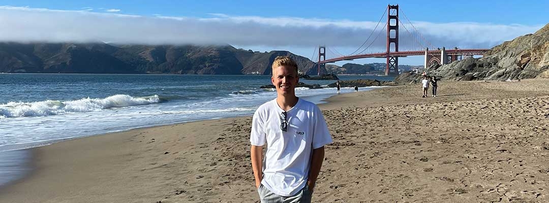 Lorenz Heiber photo in front of the Golden Gate Bridge