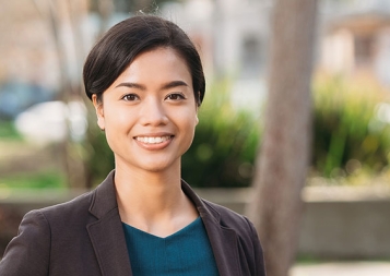 Certificate Program in Personal Financial Planning graduate Ariana Alisjahbana, outside